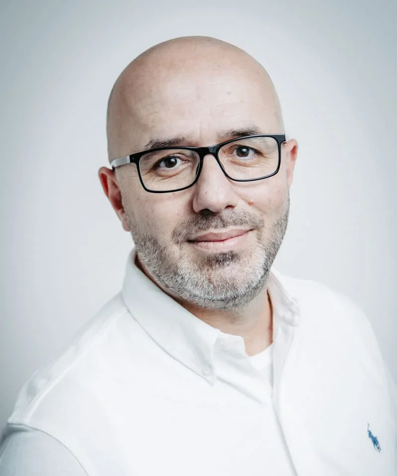Foto unseres Mitarbeiters Eset Rukovci