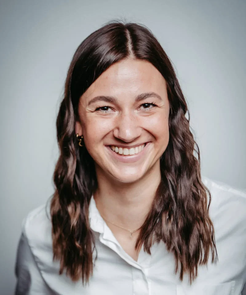 Foto unserer Mitarbeiterin Mona Weinrich